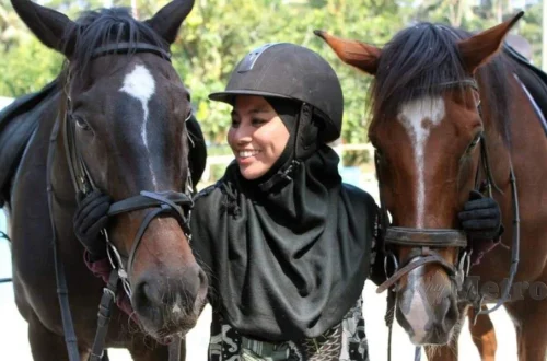 hubungan penunggang kuda